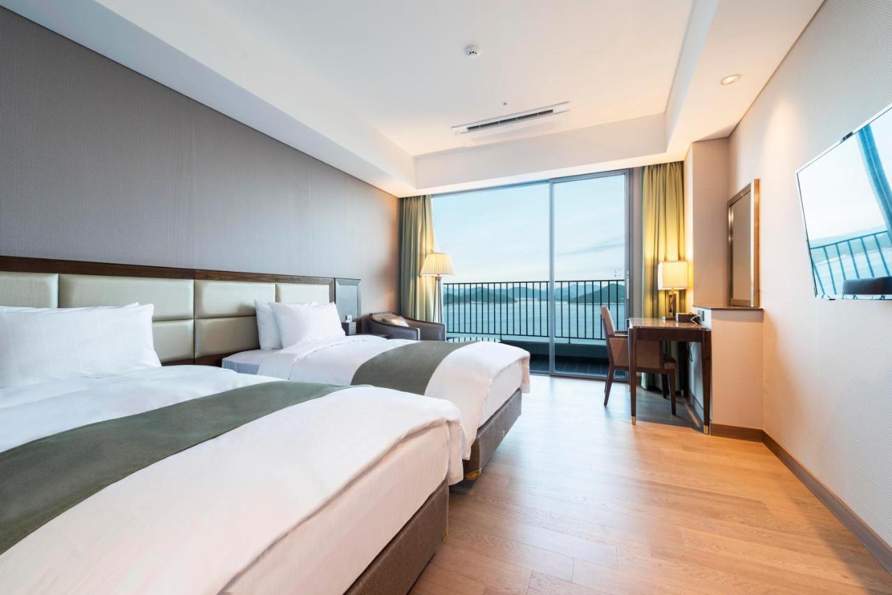Stanford Hotel&Resort Tongyeong Rom bilde