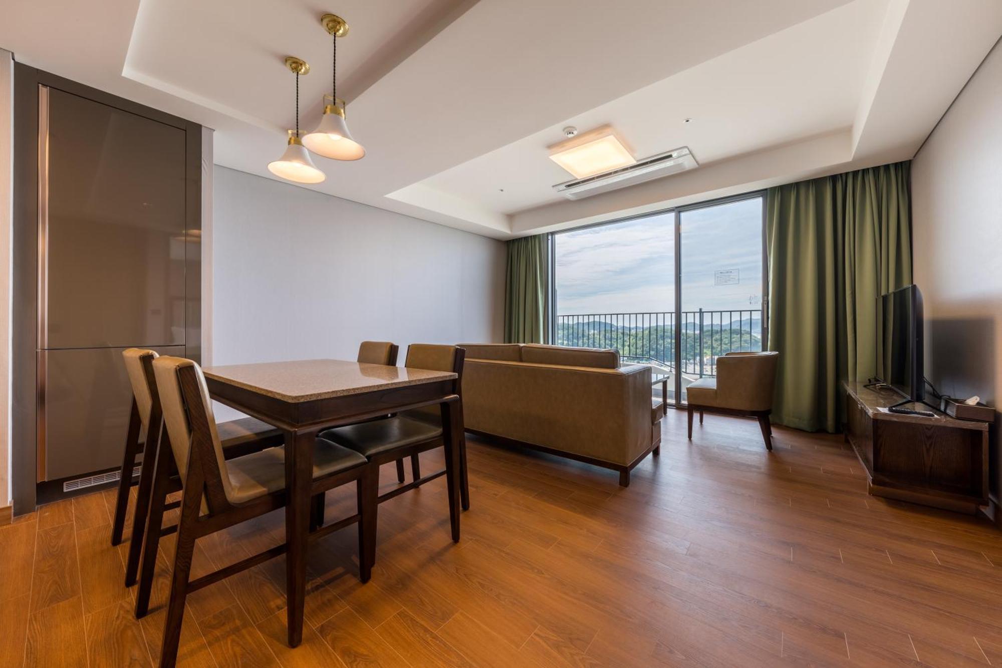 Stanford Hotel&Resort Tongyeong Rom bilde